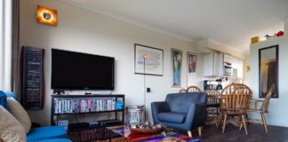 Stolik pod telewizor