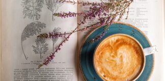 Jakim kremem otynkować tort?