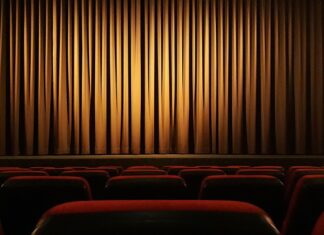 Kiedy najpóźniej rozebrać choinkę?