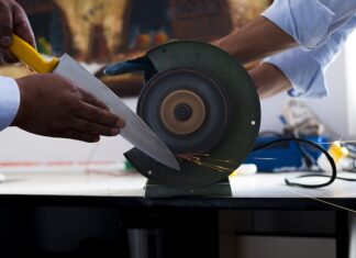 Jak prawidłowo ostrzyć noże?