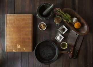 Czym się czyści żeliwo?