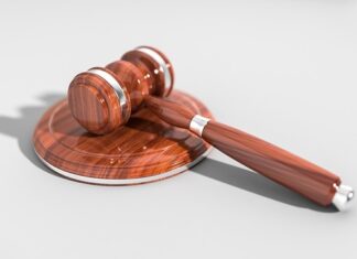 Jaka jest kara za wylewanie szamba na własną posesję?