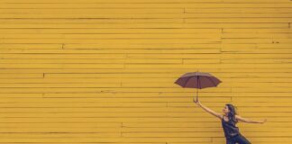 Jak usunąć żółte plamy?